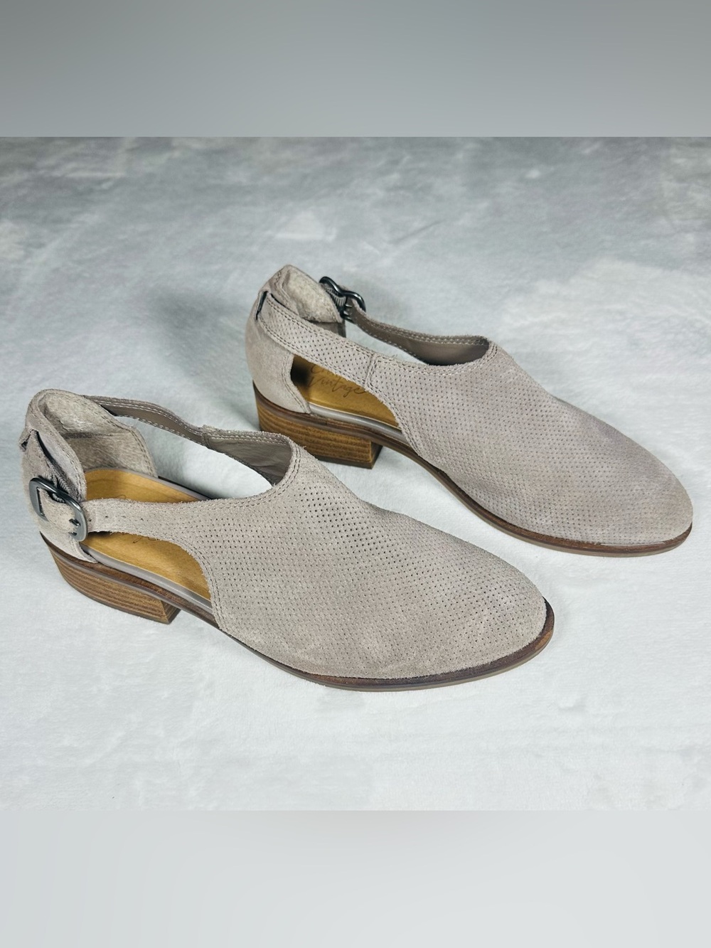 Crown Vintage Suede Perforated Slingback Block Heel Pumps - Taupe Women’s Size 8